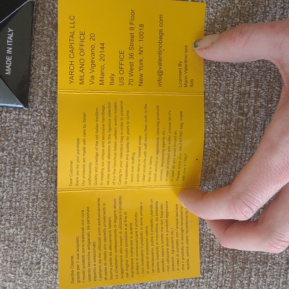 Valentino Leather large purse, beautiful bag! Original tags. Suede sides & inner - Picture 14 of 17